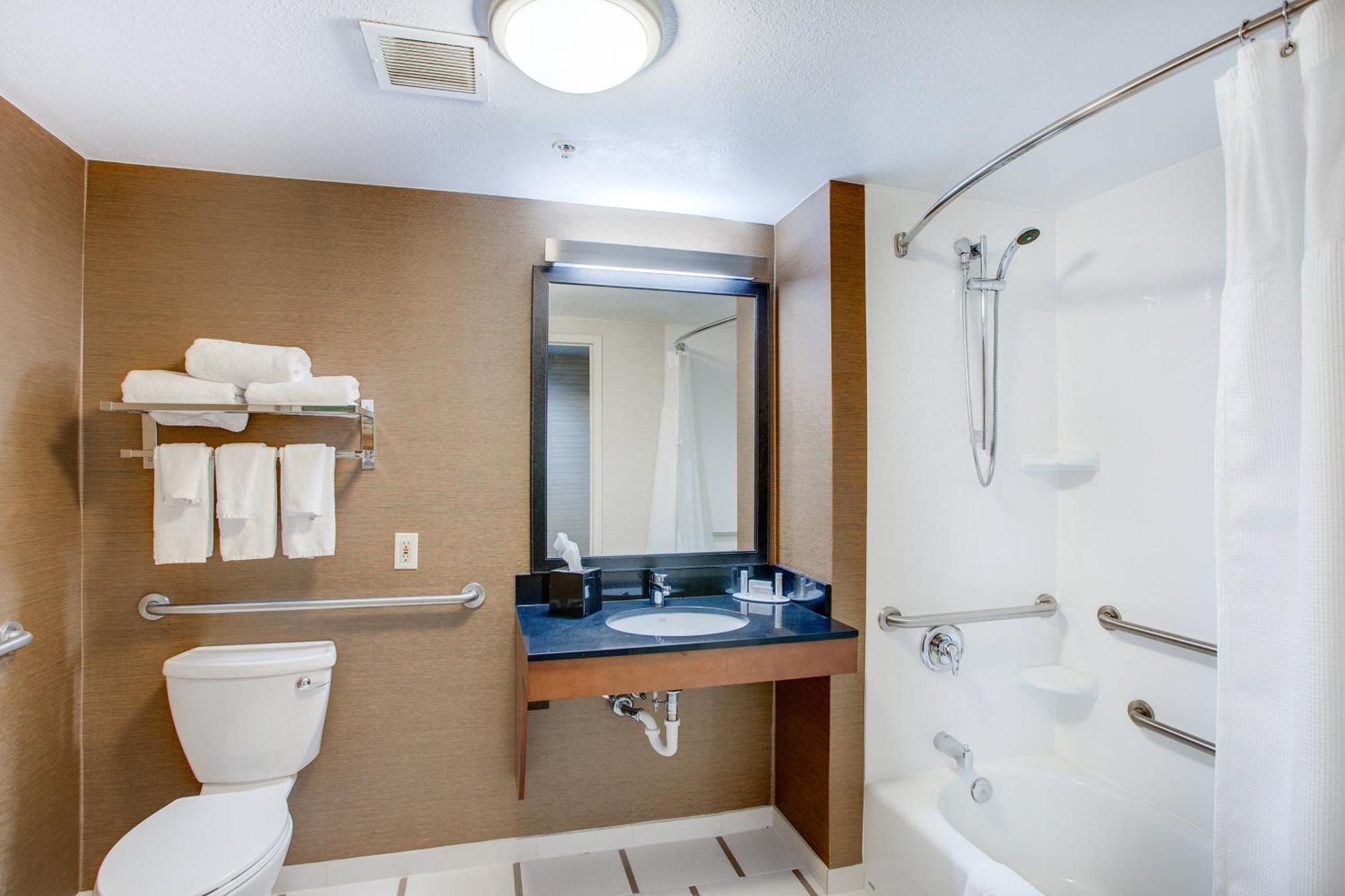 Fairfield Inn Portsmouth Seacoast Ngoại thất bức ảnh